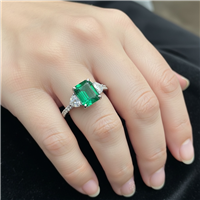 Ring Crivelli Woman in White Gold Smeraldo 2.39 Ct 372/3698 - 372/3698
